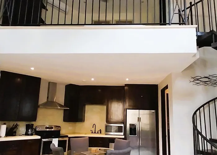 Catalinas Loft - For Up To 4 People Just Steps From The Apartamento