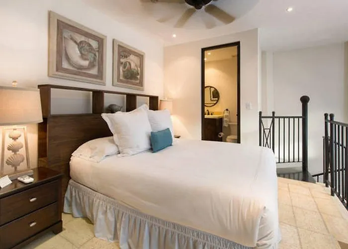 Catalinas Loft - For Up To 4 People Just Steps From The *